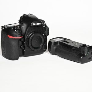 Nikon D850 DSLR camera w/ battery grip (#2)